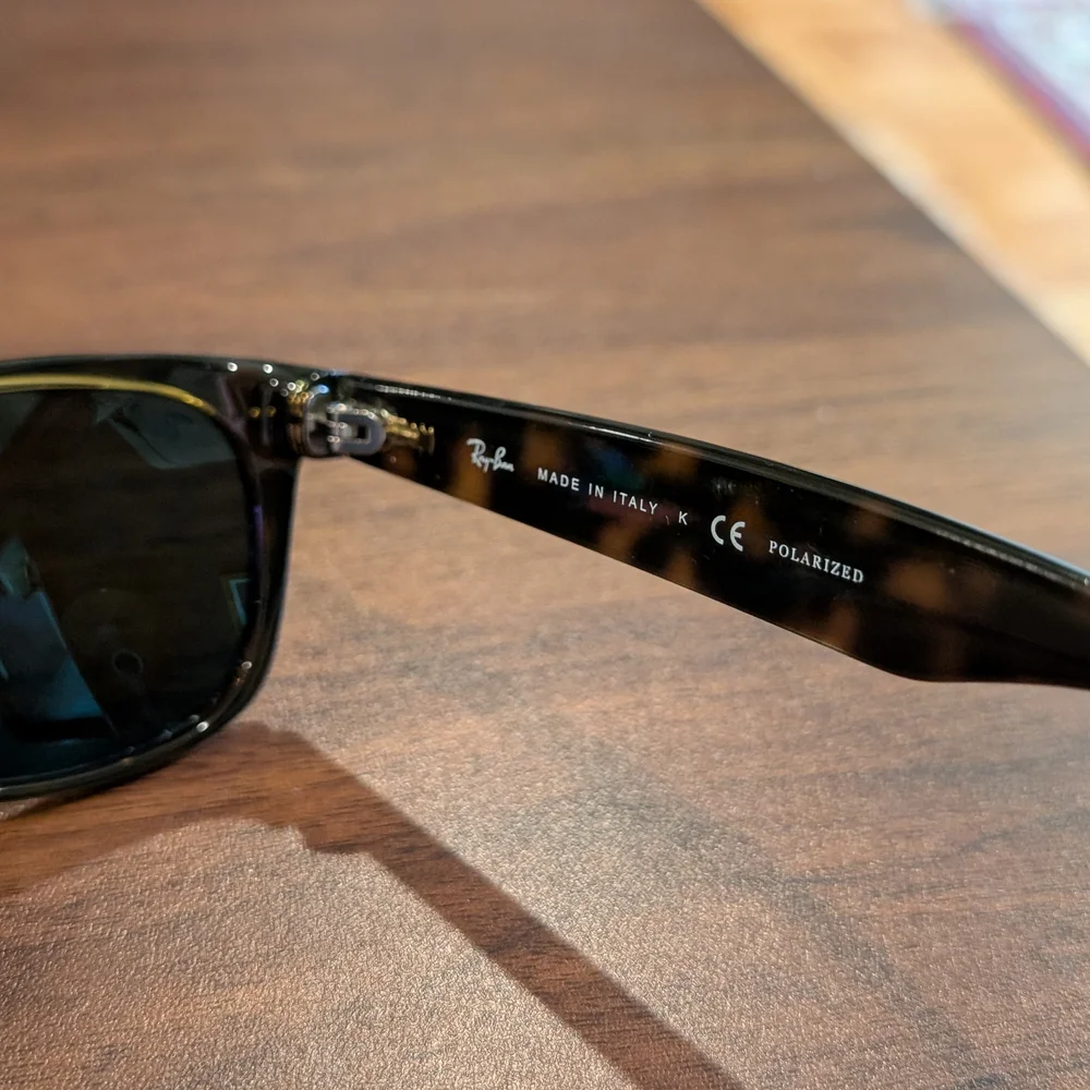Ray-Ban Tortoiseshell Brown New Wayfarer Sunglasses w/ Polarized Lenses ($231) - Picture 13 of 14